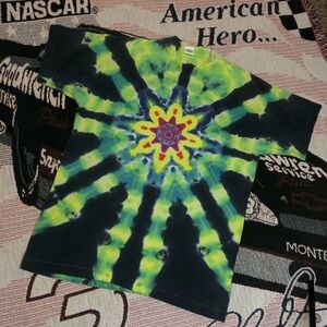 Vintage tie dye Psychedelic tee